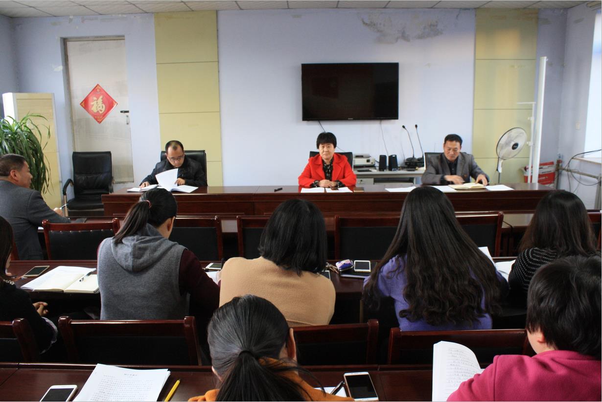 认真学习宣传贯彻党的十九大精神